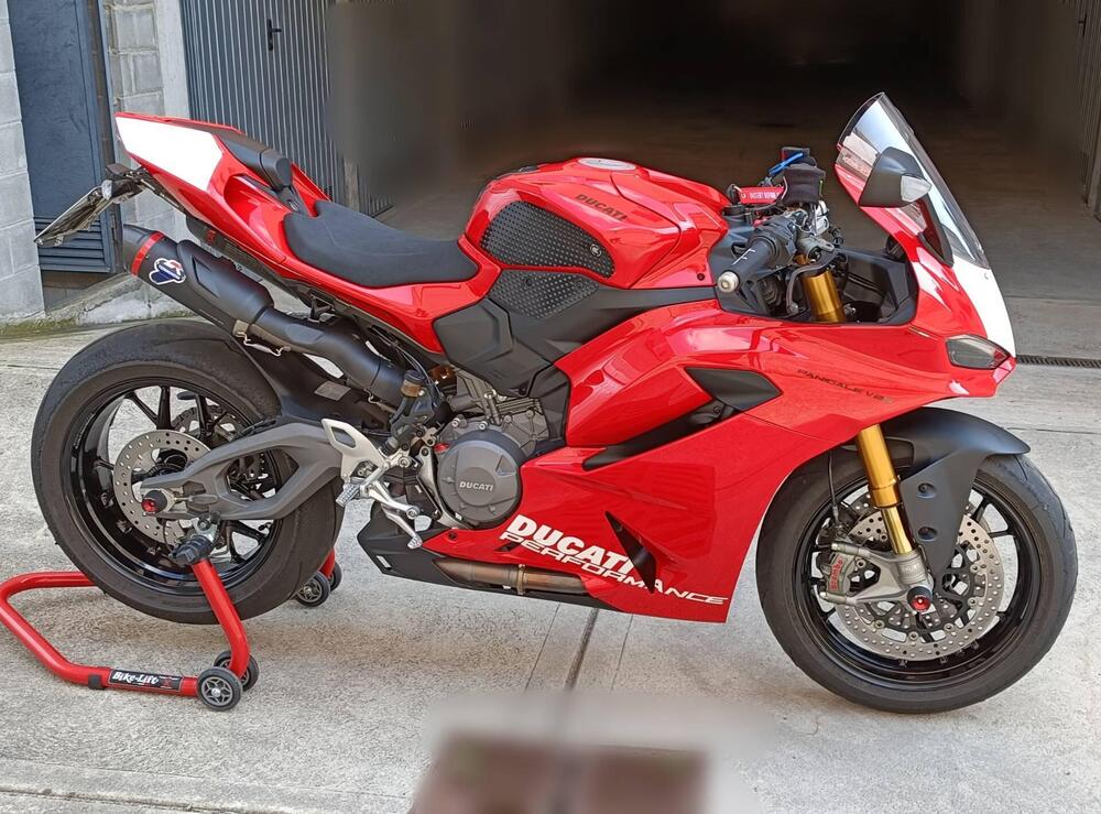 Ducati Panigale V2 S (2025) (2)