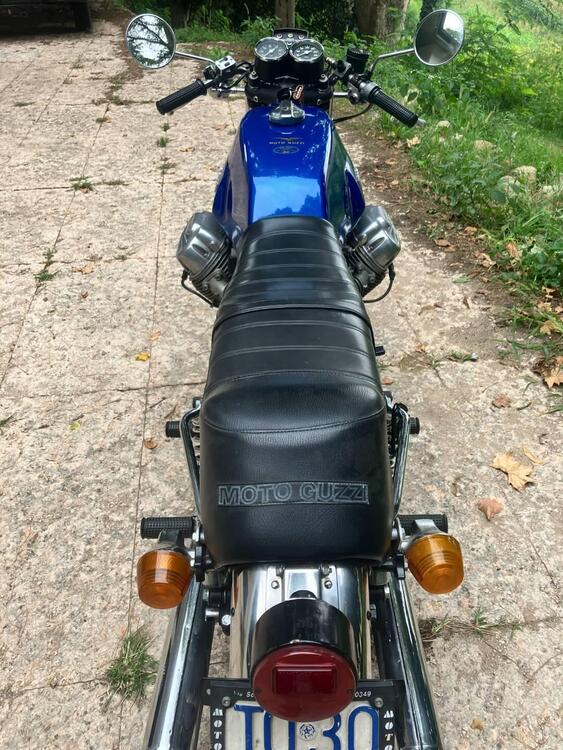 Moto Guzzi V7 Sport (2)