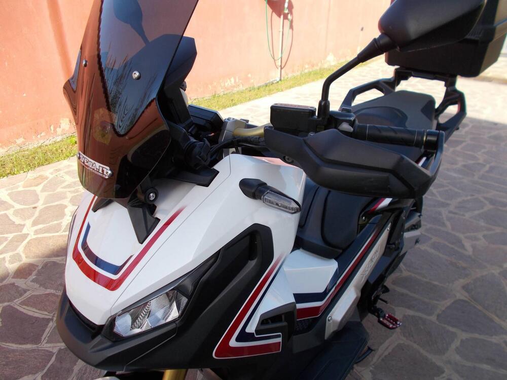 Honda X-ADV 750 (2017) (2)