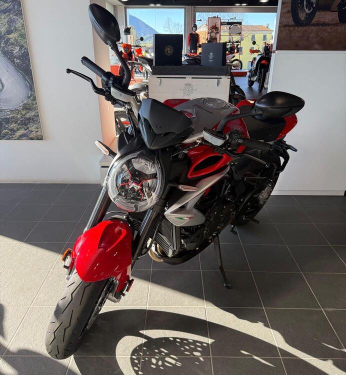 MV Agusta Brutale 800 RR Ottantesimo (2025) (3)
