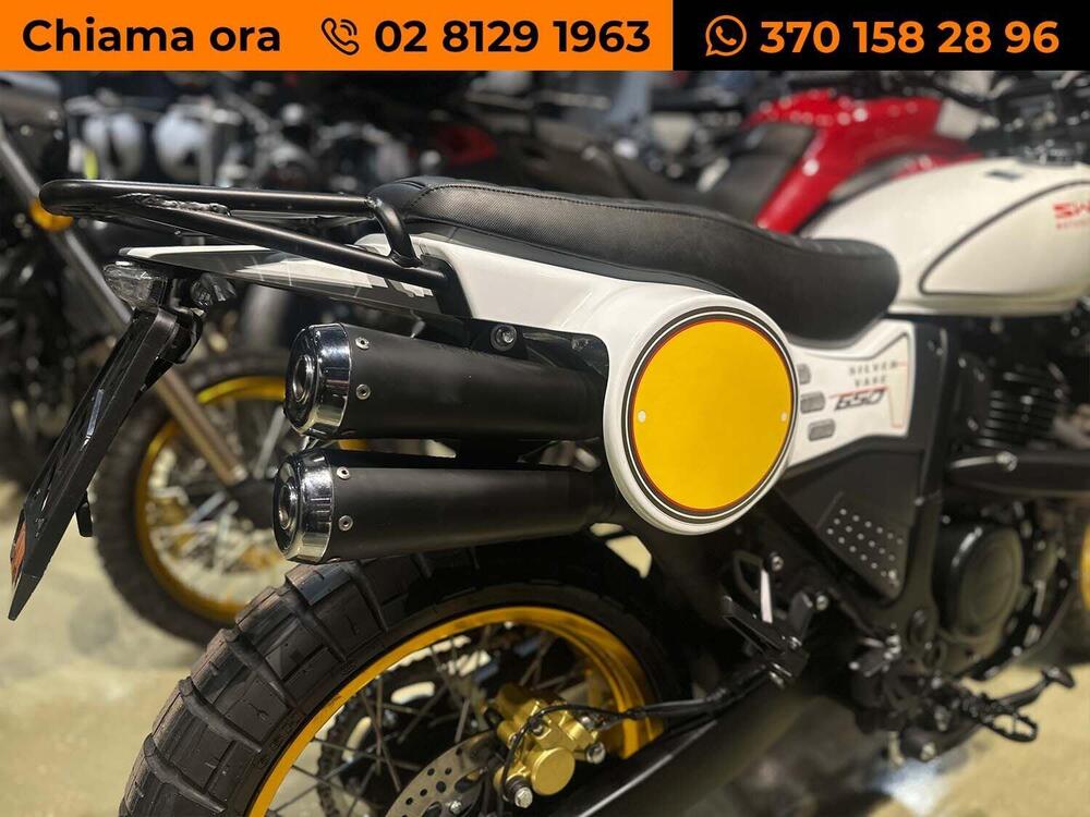 Swm Silver Vase 650 (2025 - 26) (4)