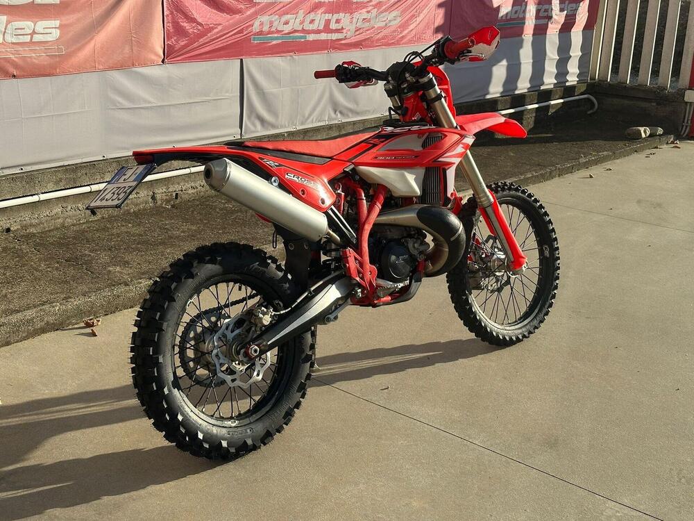 Betamotor RR 300 2T Enduro (2024) (3)