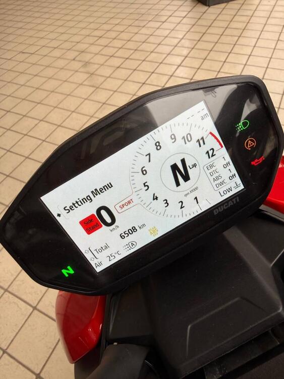 Ducati Streetfighter V2 (2022 - 24) (2)