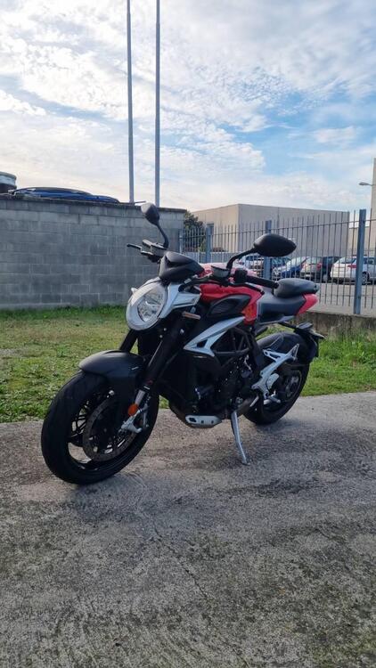 MV Agusta Brutale 800 EAS ABS (2016 - 19)