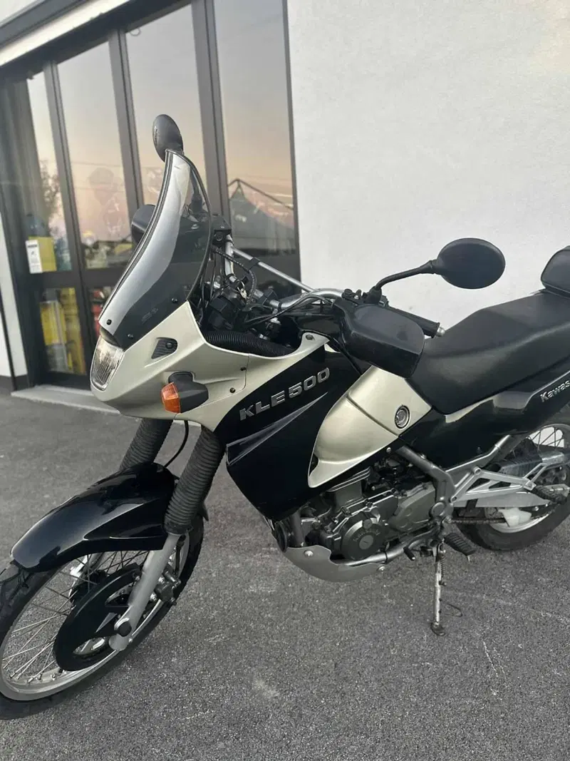 Kawasaki KLE 500 (2001 - 04) (3)