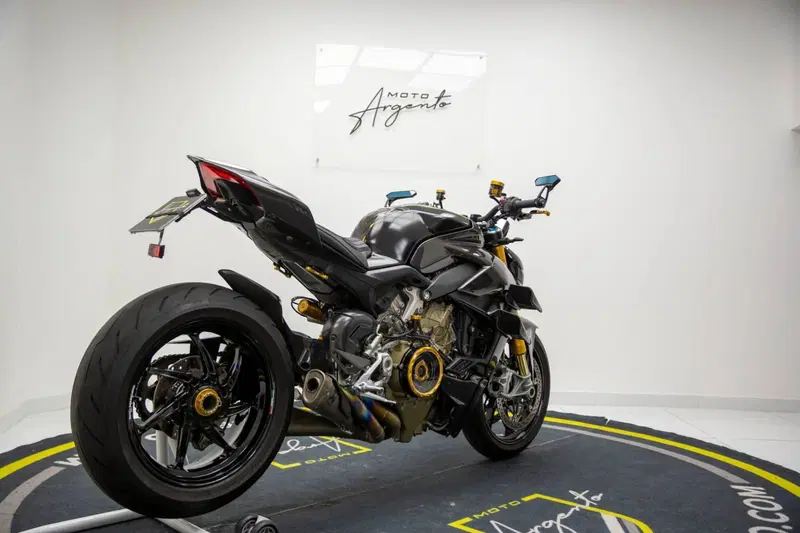 Ducati Streetfighter V4 1100 S (2021 - 22) (3)