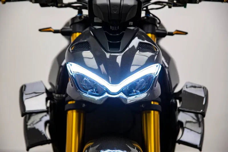 Ducati Streetfighter V4 1100 S (2021 - 22) (18)
