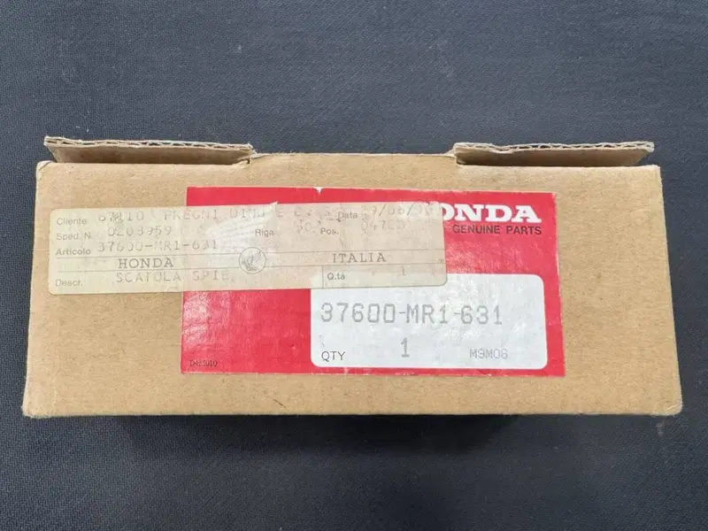 Honda vt 600 c shadow STRUMENTAZIONE BOX (3)