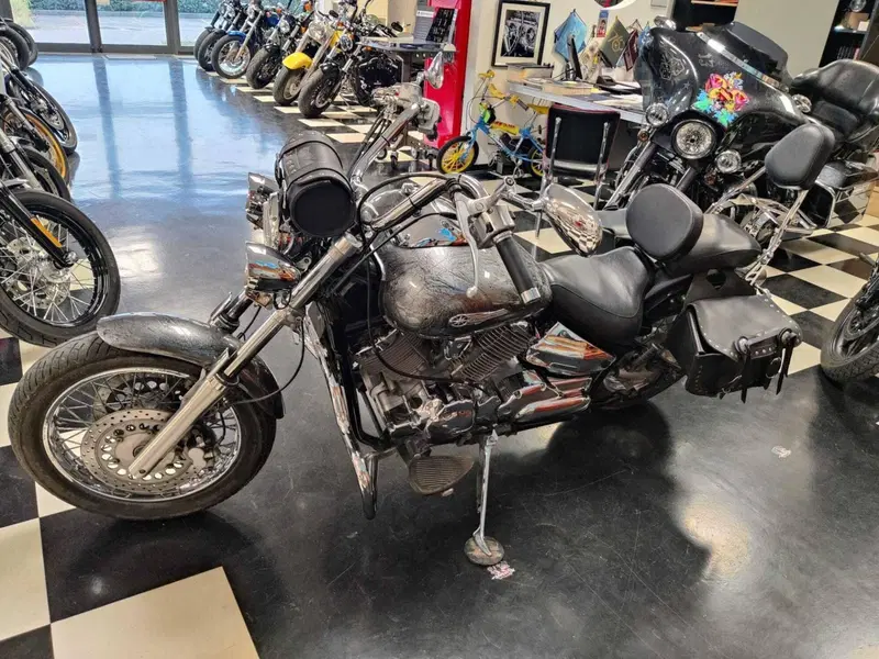 Yamaha XVS 1100 Drag Star (1999 - 06) (7)