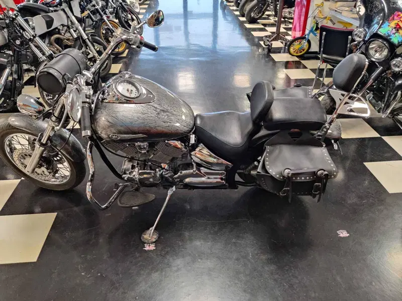 Yamaha XVS 1100 Drag Star (1999 - 06) (8)