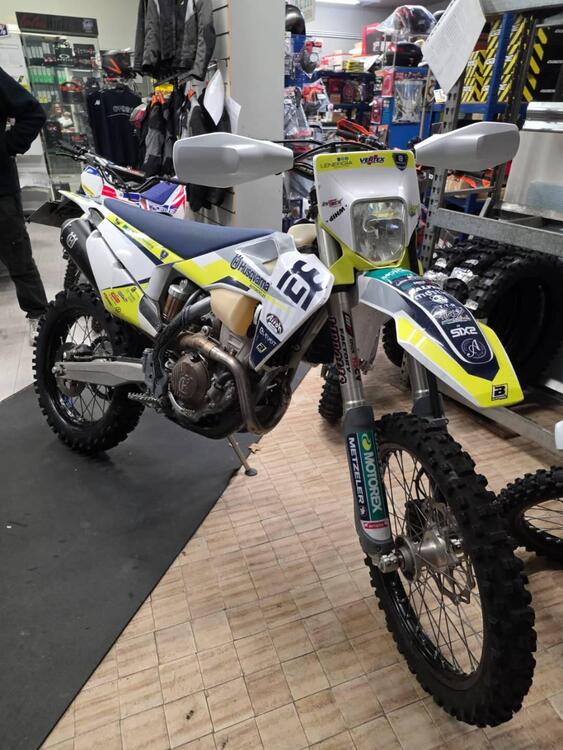 Husqvarna FE 350 (2022) (2)