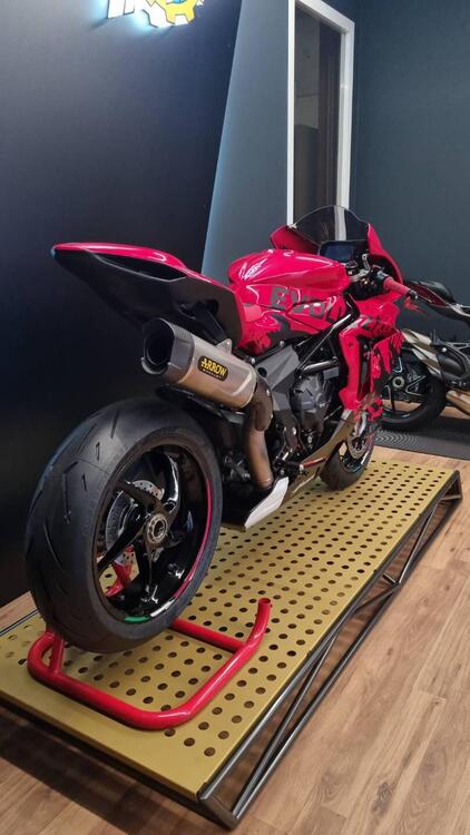MV Agusta F3 800 RC (2022 - 25) (3)