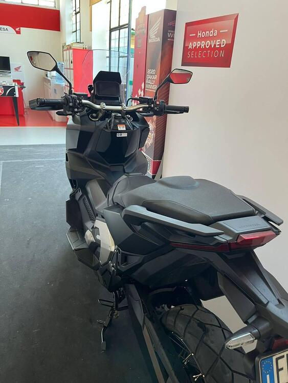 Honda X-ADV 750 DCT (2021 - 24) (2)