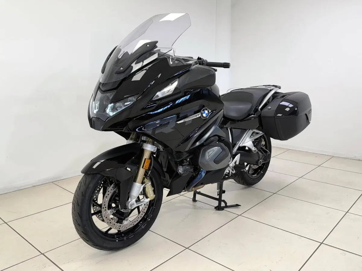 Bmw R 1250 RT (2021 - 25) (2)