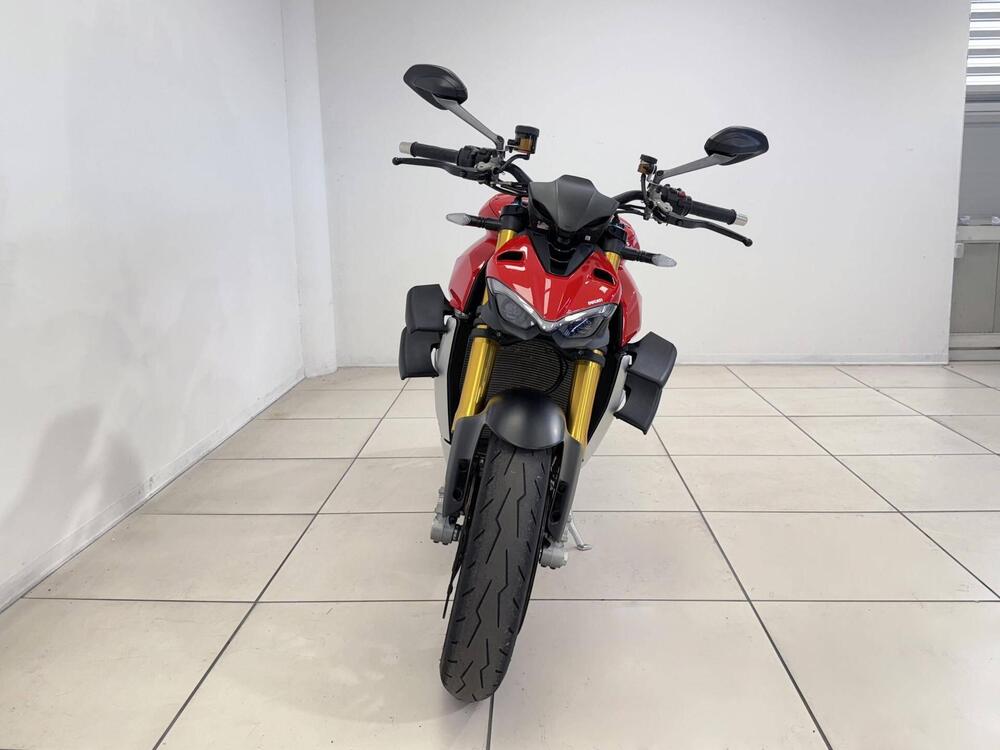 Ducati Streetfighter V4 1100 S (2020) (3)