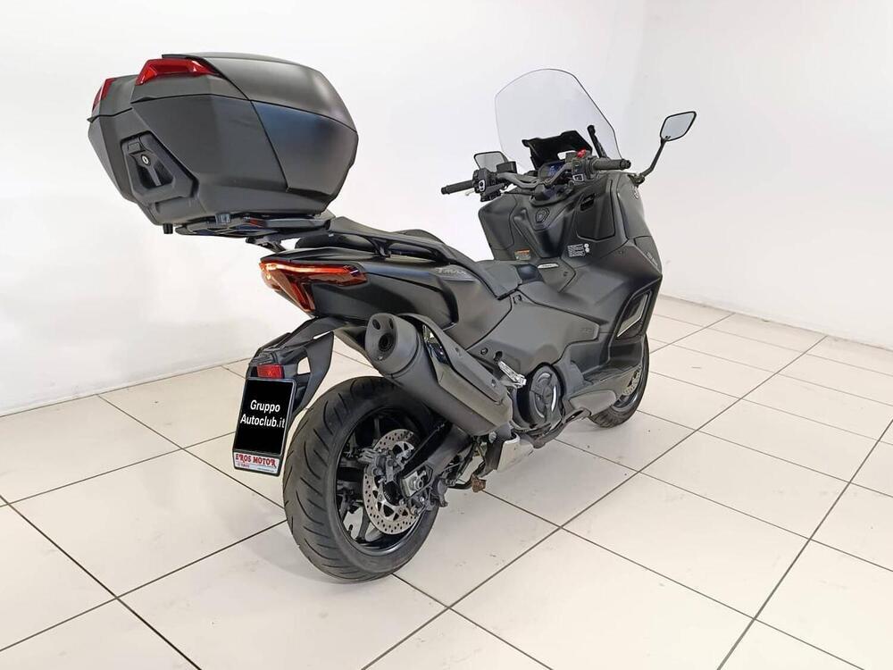 Yamaha T-Max 560 (2022 - 24) (4)