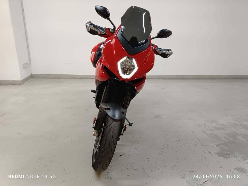MV Agusta Turismo Veloce 800 Rosso (2021 - 23) (2)
