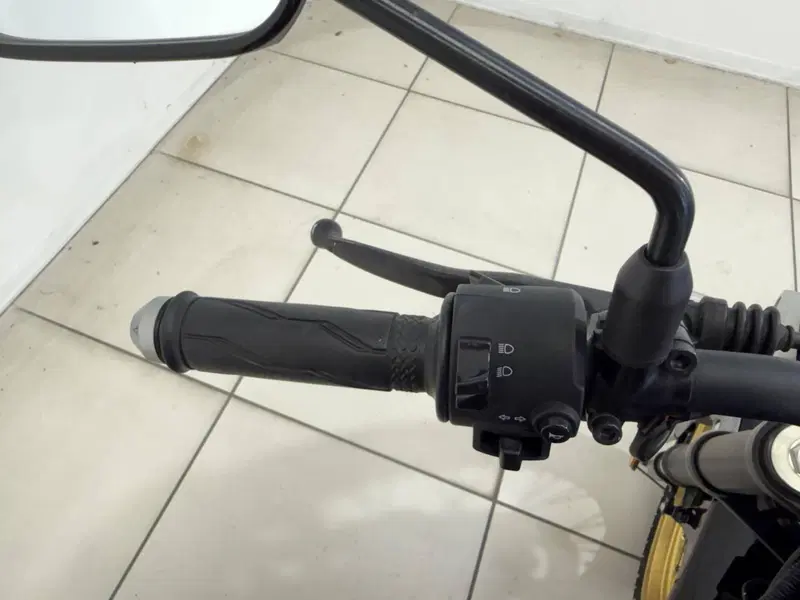 Yamaha XSR 125 (2021 - 24) (10)