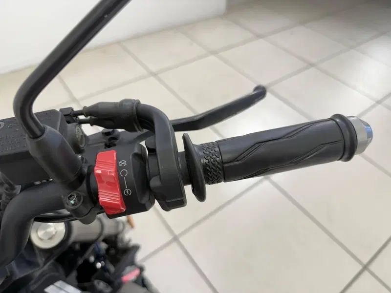 Yamaha XSR 125 (2021 - 24) (11)