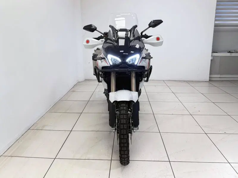 MV Agusta LXP Orioli (2024 - 26) (3)