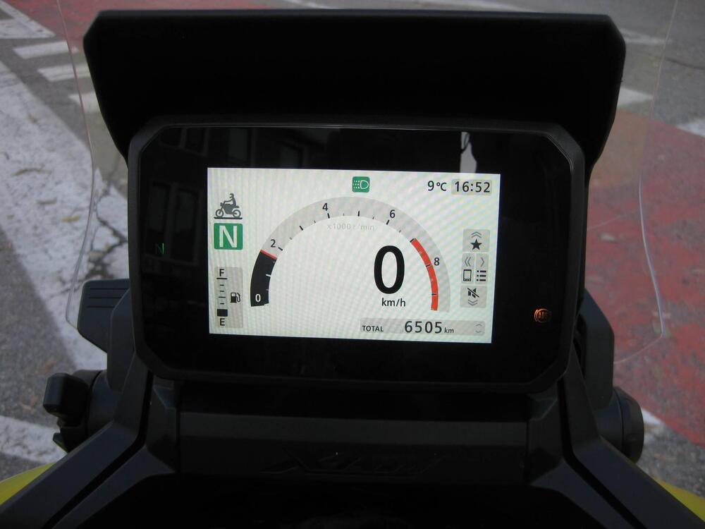 Honda X-ADV 750 (2025) (5)