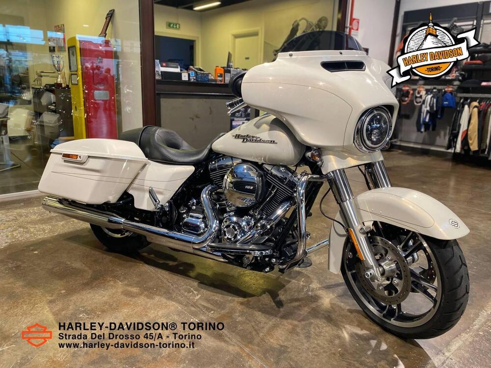 Harley-Davidson 1690 Street Glide Special (2014 - 16) - FLHX