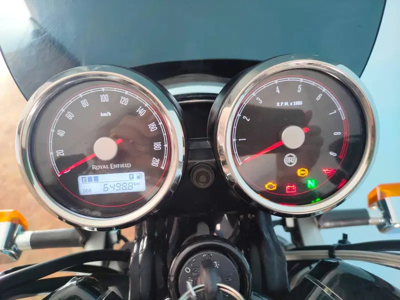 Royal Enfield Interceptor 650 (2021 - 26) (7)
