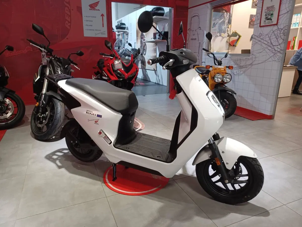 Honda EM1 e (2023 - 26) (2)
