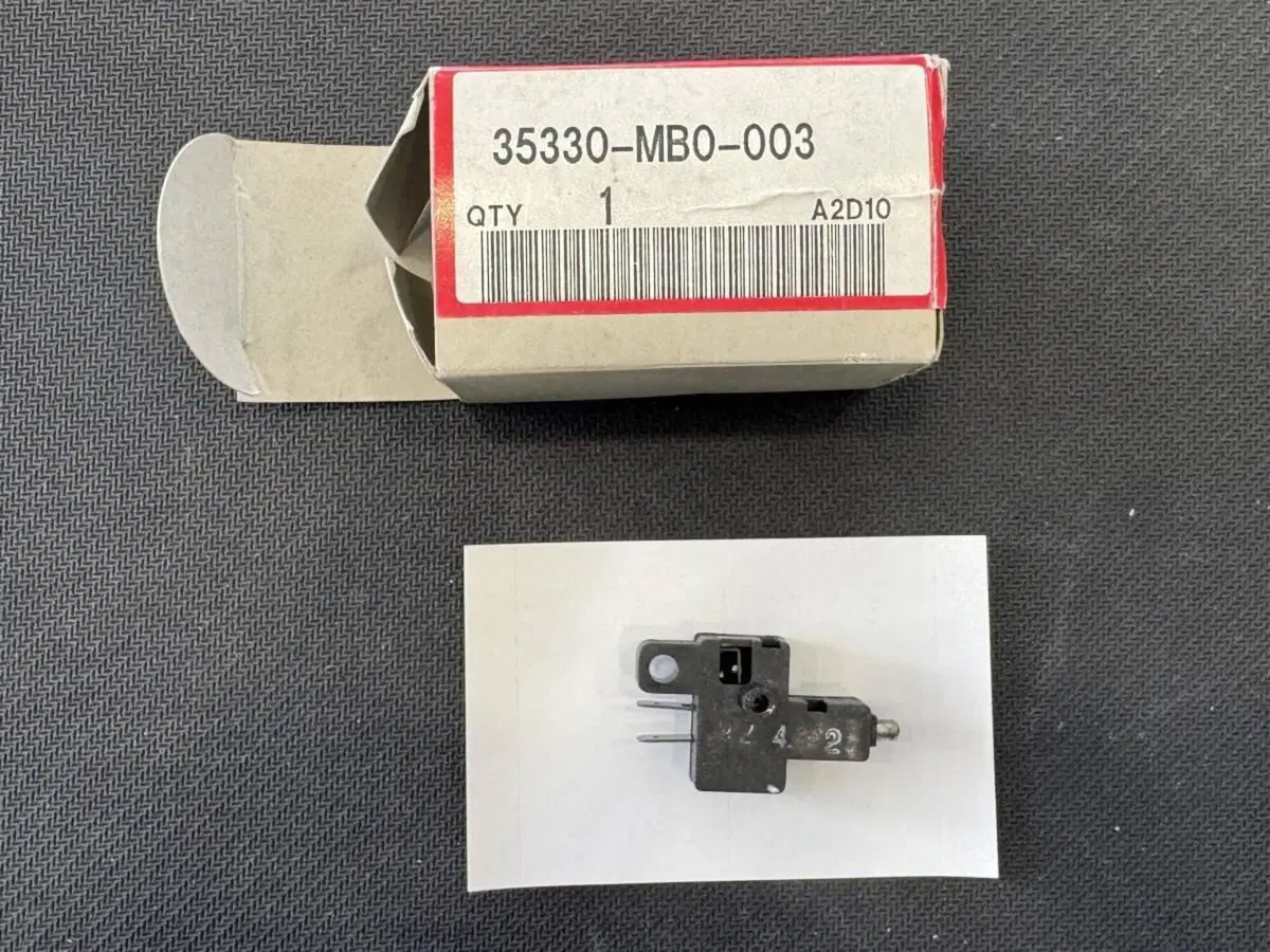 INTERRUTTORE FRIZIONE HONDA (7)