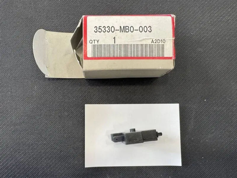 INTERRUTTORE FRIZIONE HONDA (8)