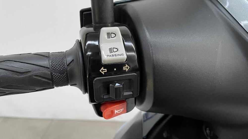 Kymco Agility 50 R16 + (2021 - 25) (3)