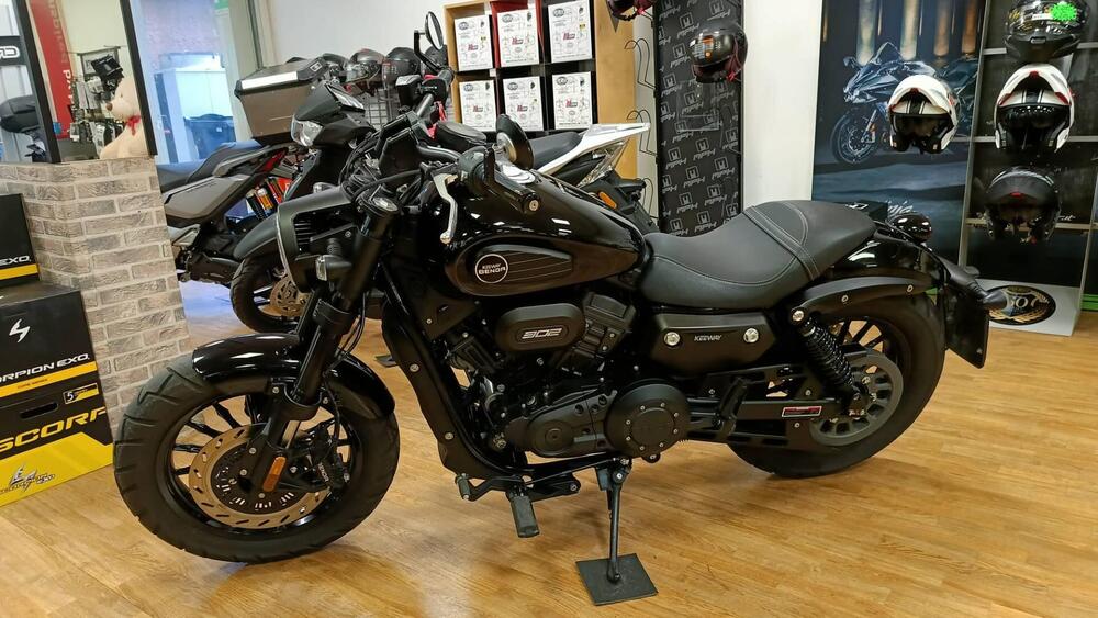 Keeway Motor V302 C (2022 - 25) (4)