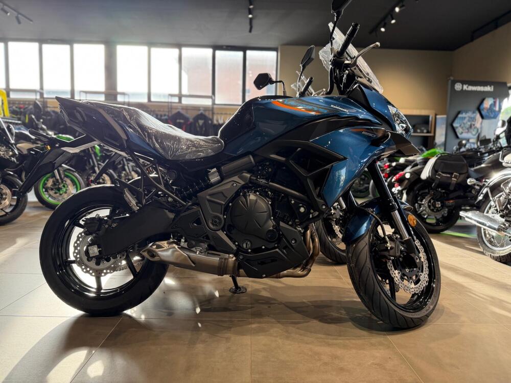 Kawasaki Versys 650 (2025 - 26) (3)