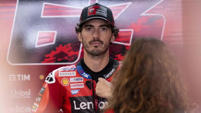 MotoGP 2025. GP del Portogallo. Pecco Bagnaia: "Al momento Alex Marquez &egrave; superiore. Noi siamo in un gruppo che va dal secondo al sesto"