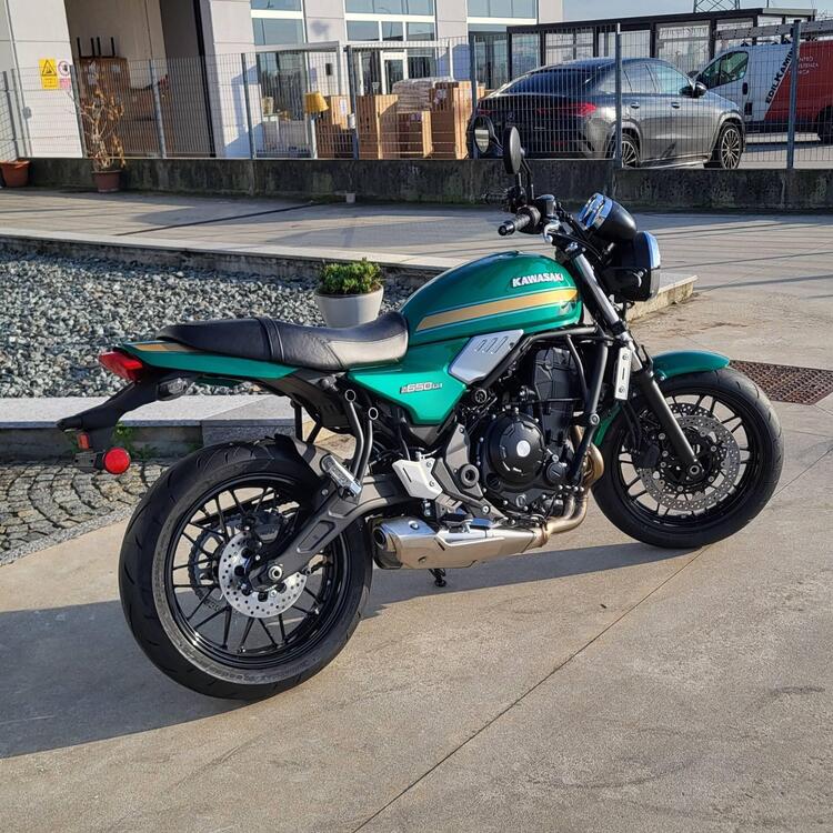 Kawasaki Z 650 RS (2025 - 26) (2)