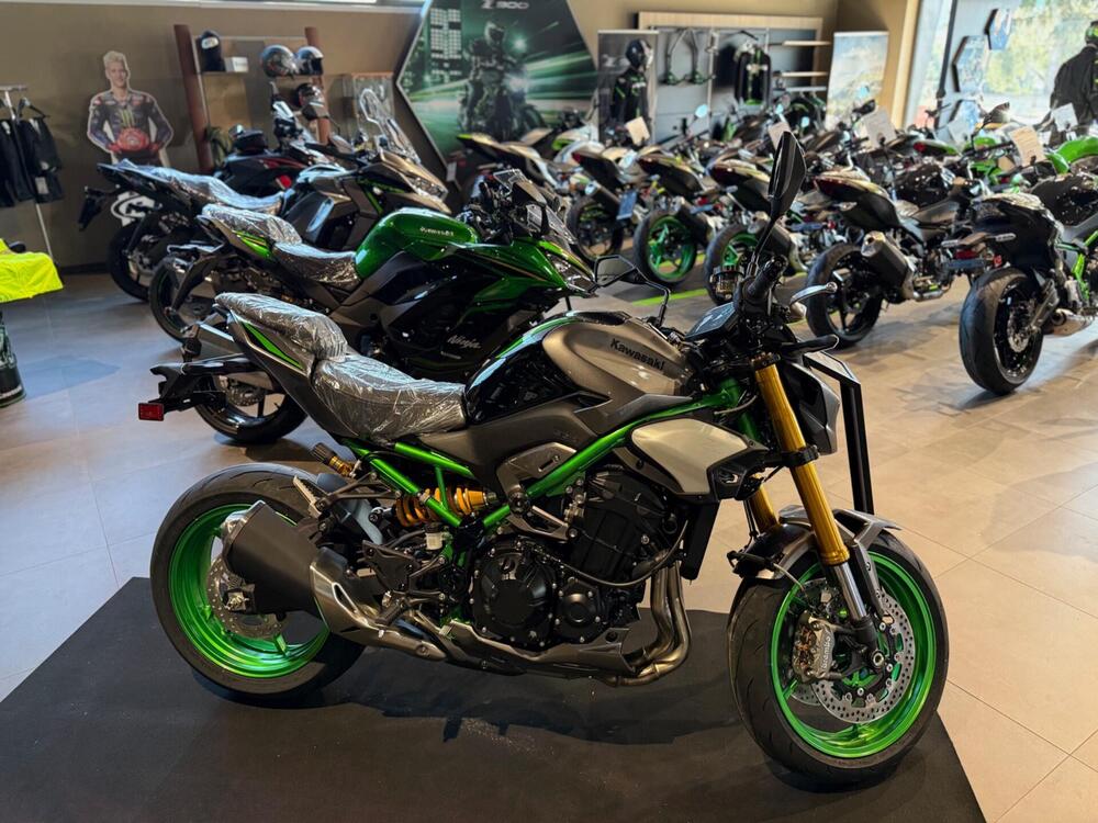 Kawasaki Z 900 SE (2025 - 26)