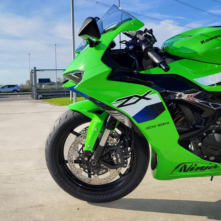 Kawasaki Ninja 636 ZX-6R (2024 - 26) (3)