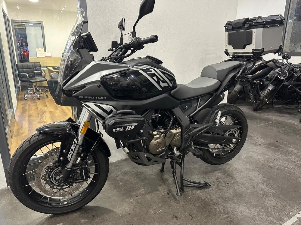 QJ Motor SRT 600 SX (2024 - 25)