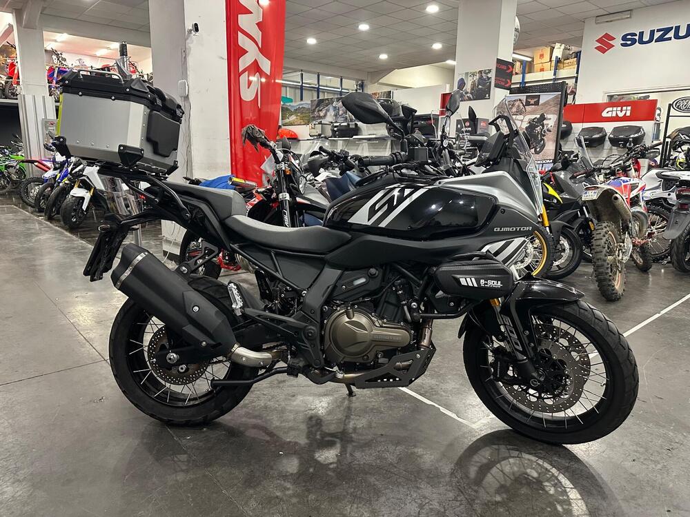 QJ Motor SRT 600 SX (2024 - 25) (3)