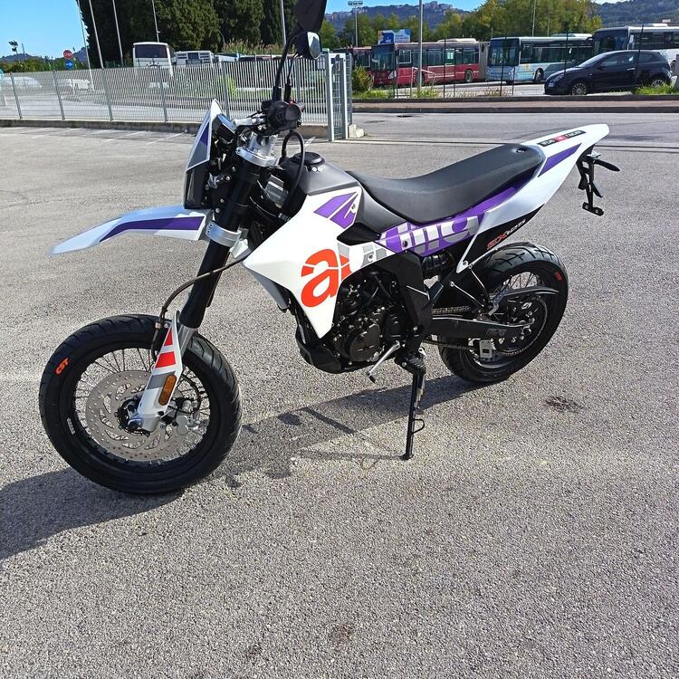 Aprilia SX 125 (2025) (5)