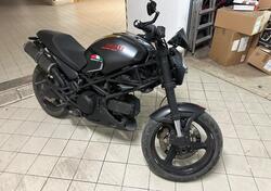 Ducati Monster 600 Dark (1998 - 01) usata