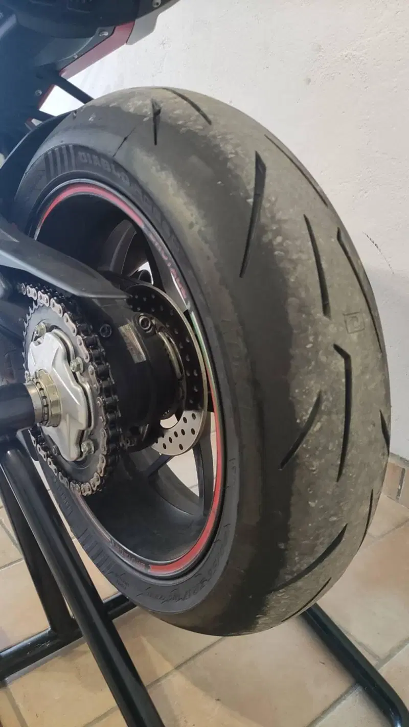MV Agusta Brutale 675 (2011 - 15) (9)