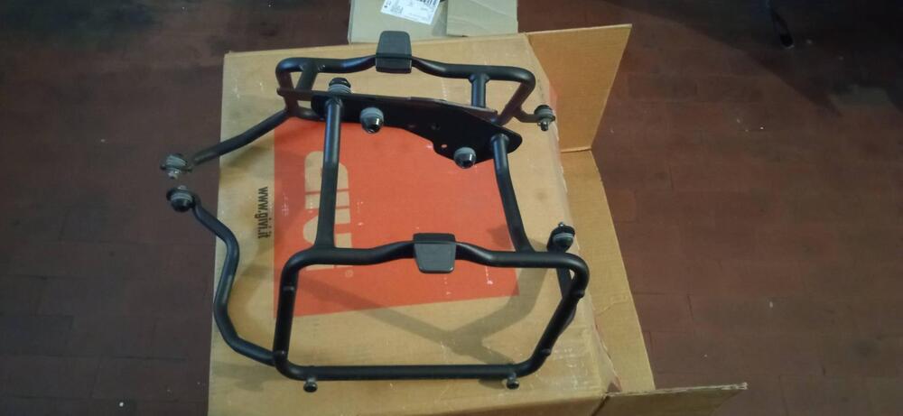 Telaio per borse laterali Givi