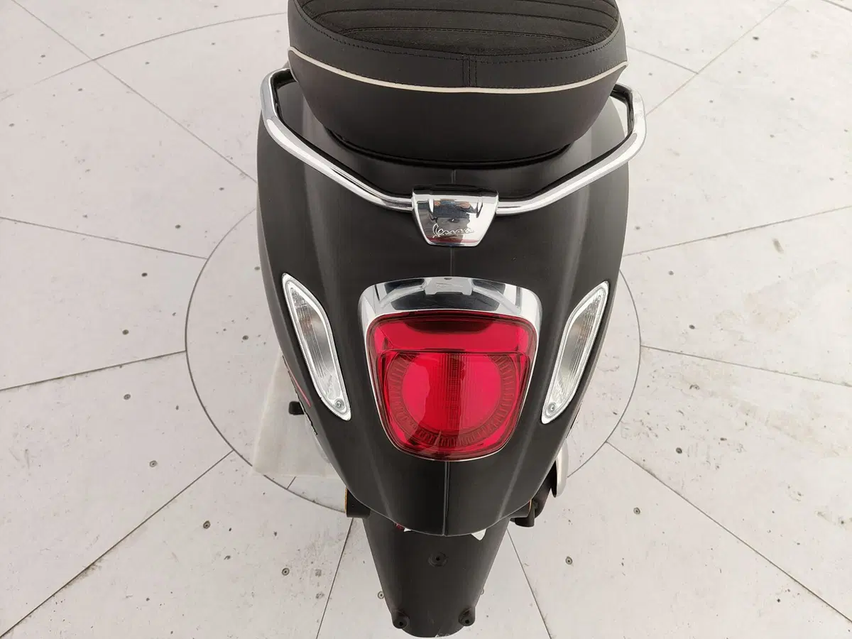 Vespa Sprint 125 S (2026) (9)