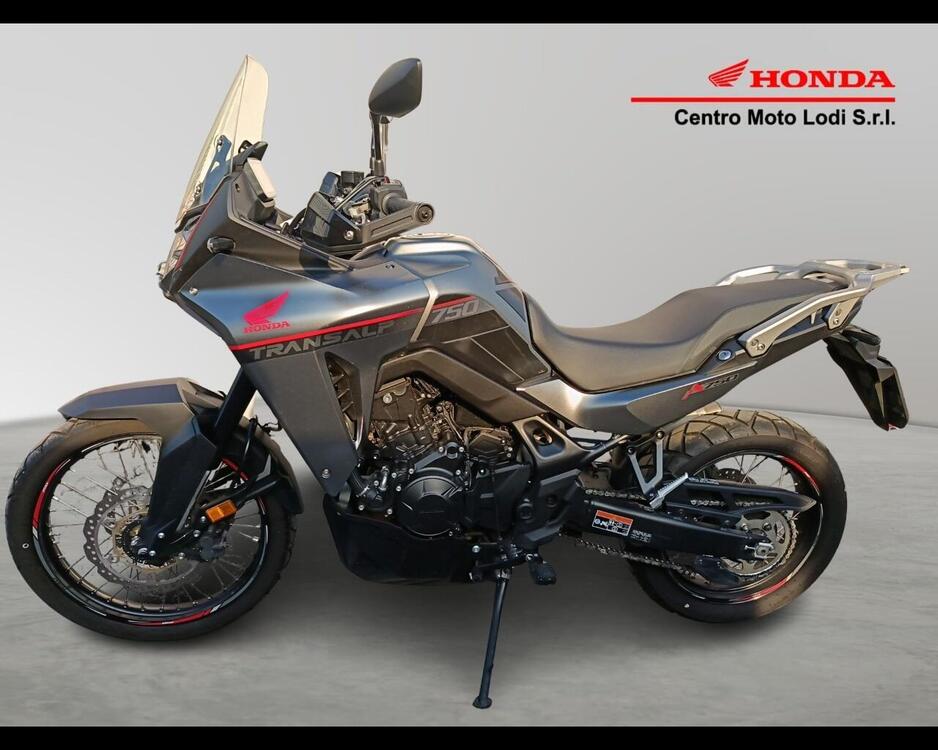 Honda Transalp XL750 (2025) (3)