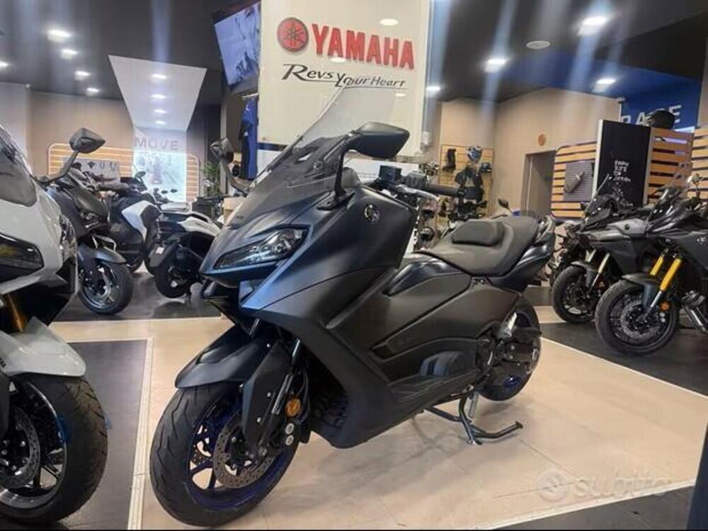Yamaha T-Max 560 (2022 - 24)