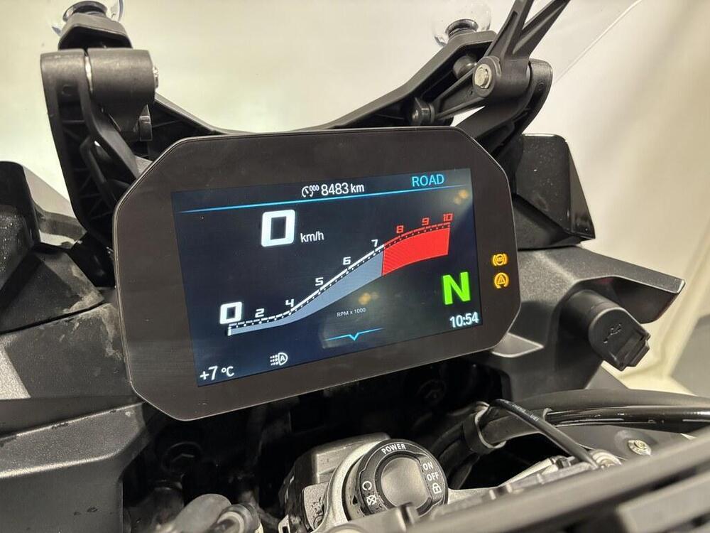 Bmw F 900 XR (2025) (5)