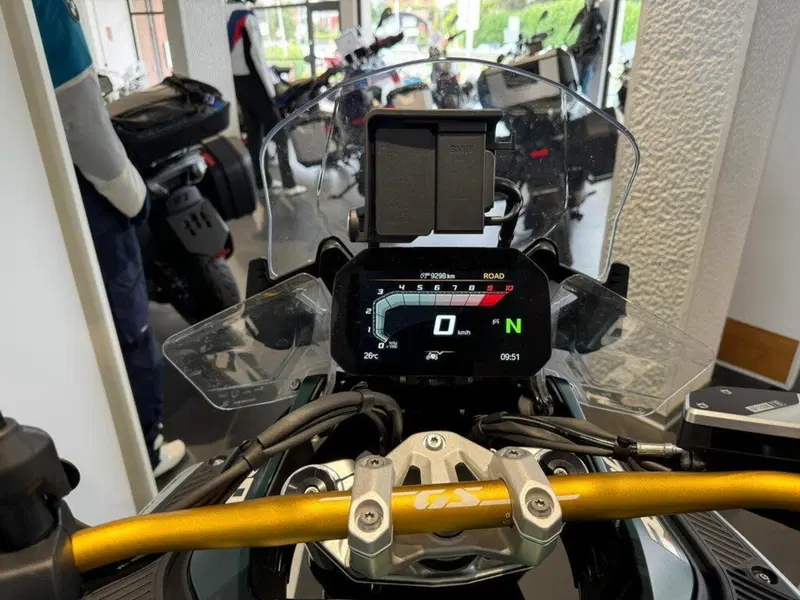 Bmw R 1300 GS Adventure (2025 - 26) (7)