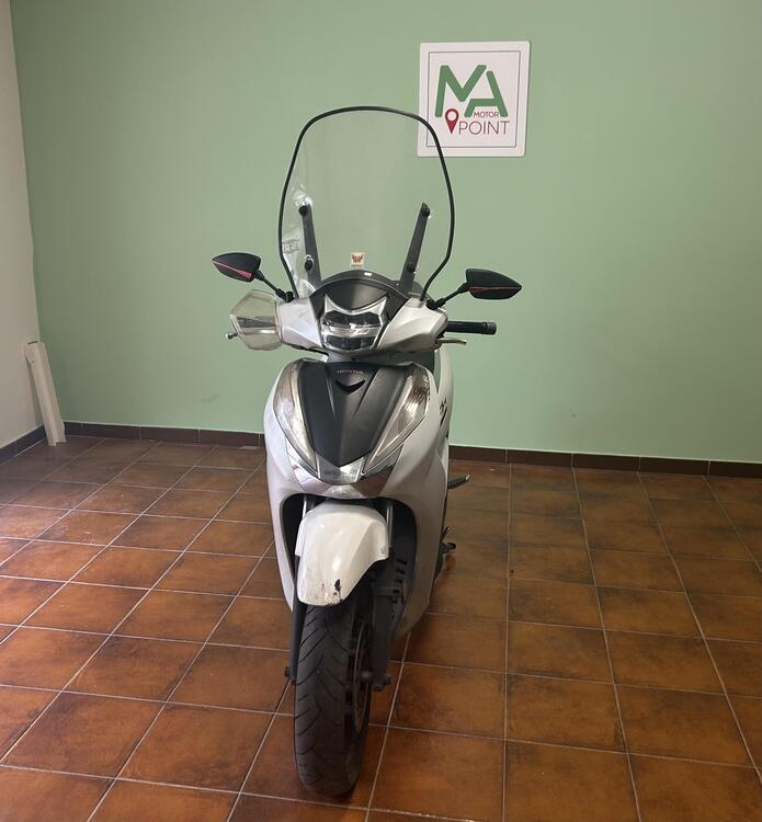 Honda SH 300 i ABS (2016 - 20) (2)