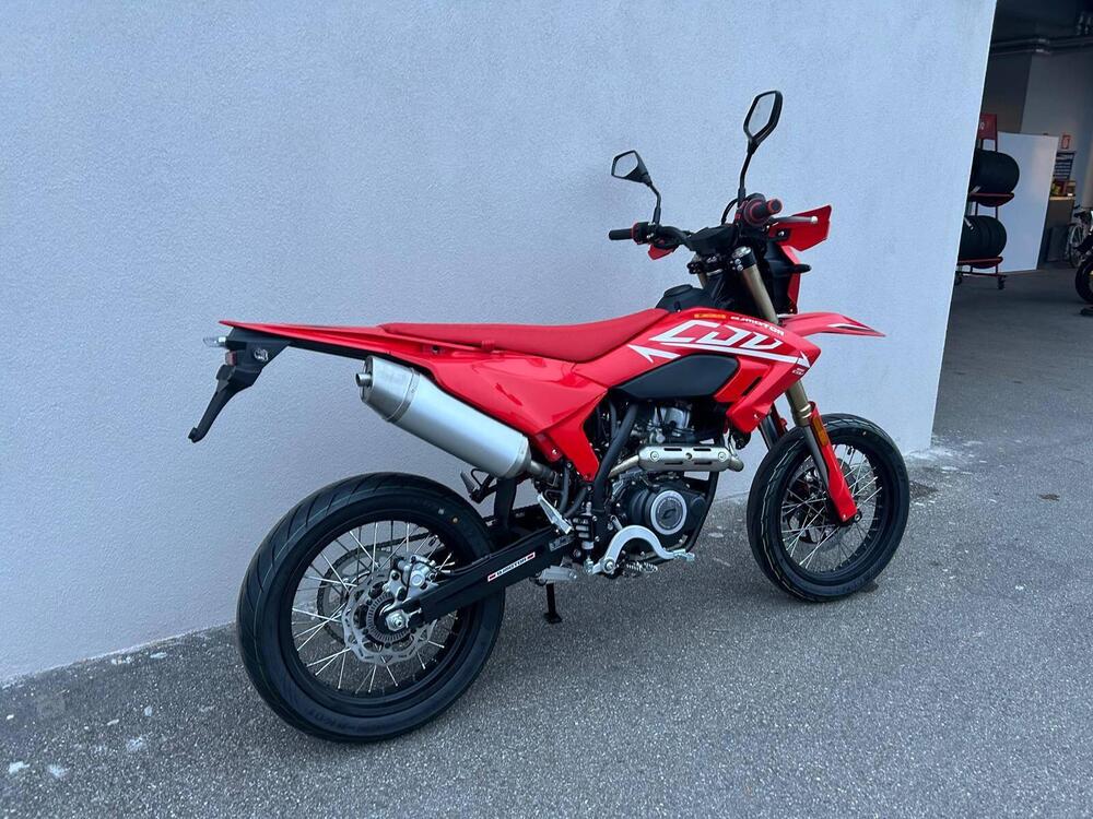 QJ Motor COV 125 (2025) (3)